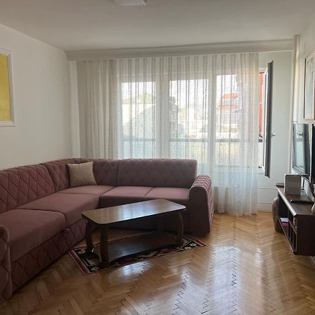 Apartment Oriku - Prishtine Экстерьер фото